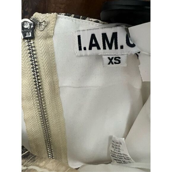 I.AM.GIA Seala Black and Cream Snakeskin Crop Top  size XS - Picture 4 of 4